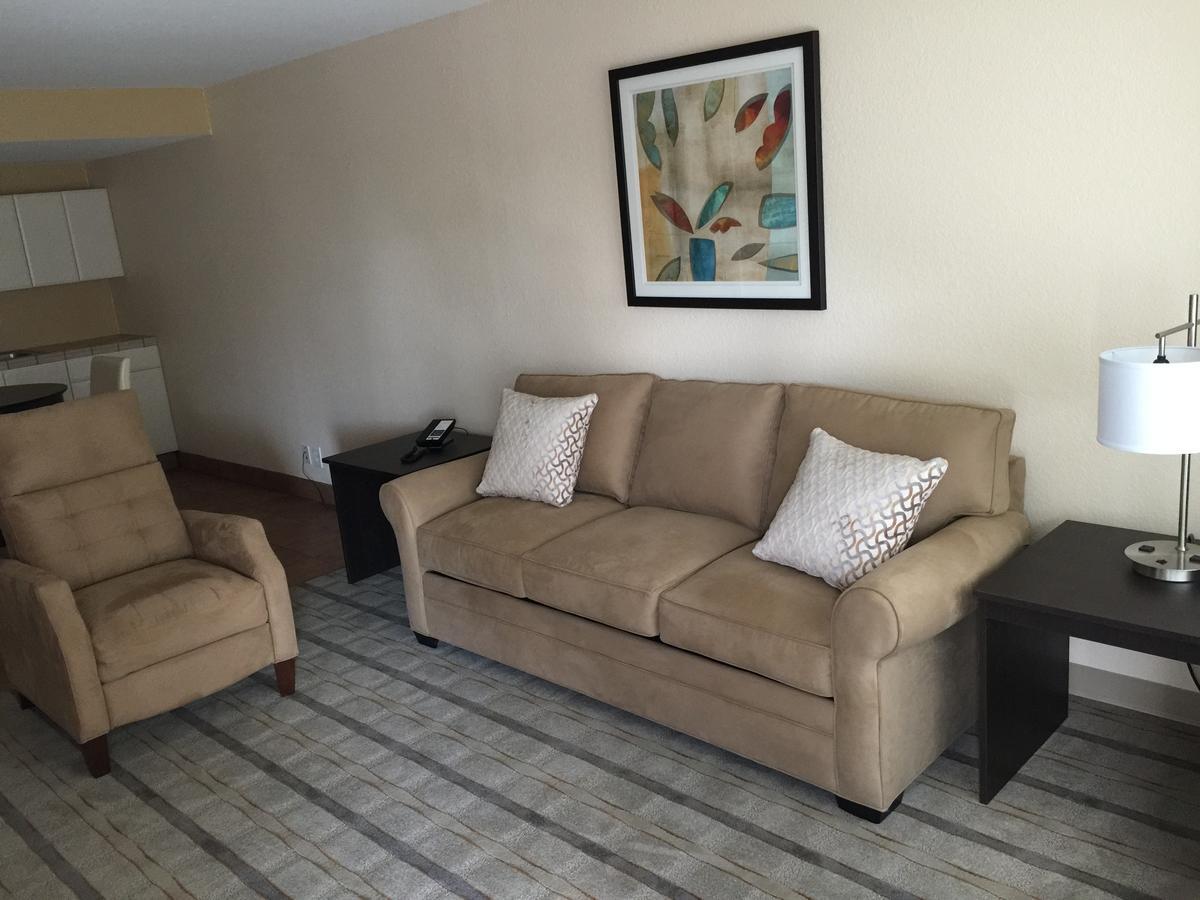 Baymont By Wyndham Punta Gorda/Port Charlotte Hotel Екстериор снимка